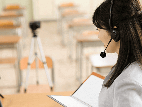 Launch Courses Easily
